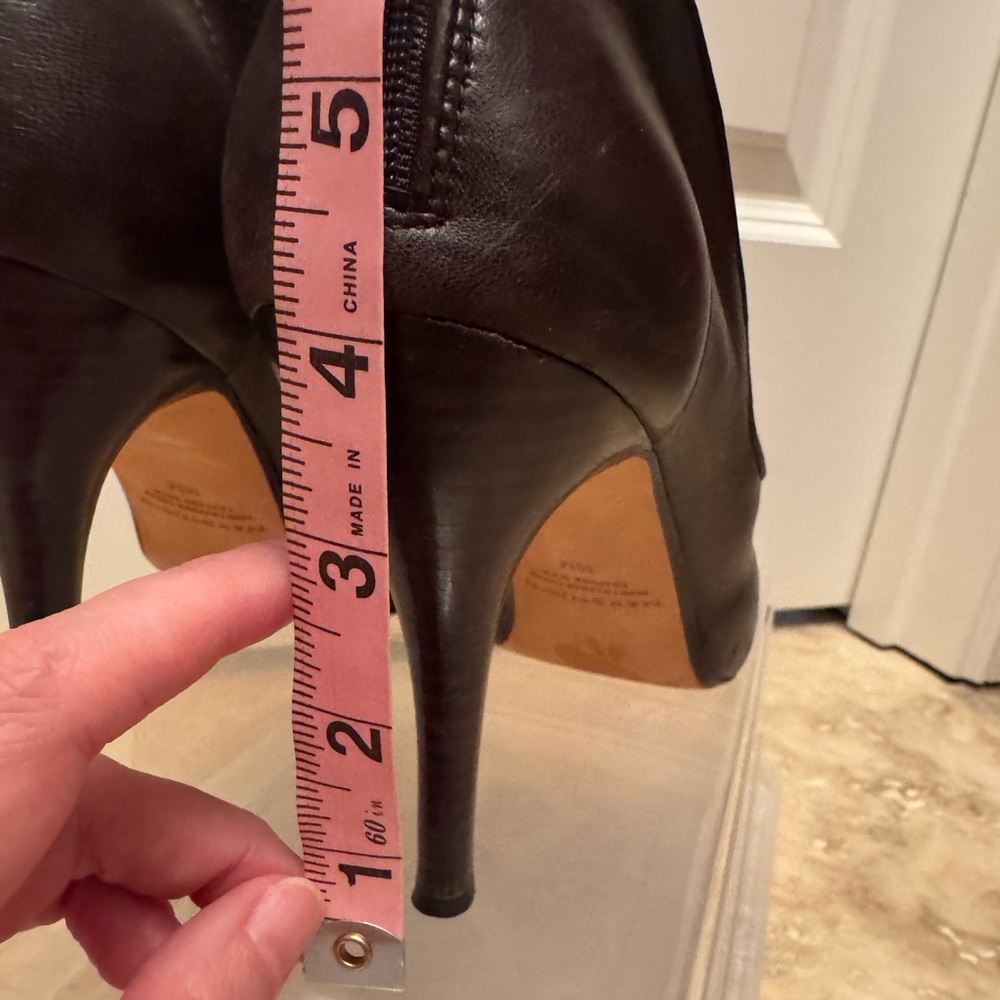 Max Studio Brown Leather Open Toe Heels, Zipper in the back - Picture 7 of 7